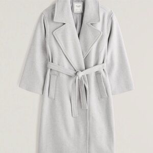 Abercrombie & Fitch Light Gray Women's Coat
